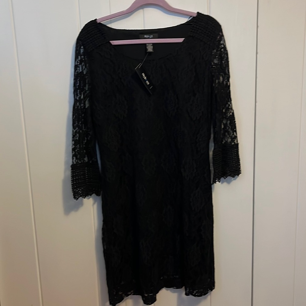Black lace dress